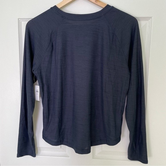 Old Navy Breathe ON Slub Knit Performance Tee - Picture 5 of 7